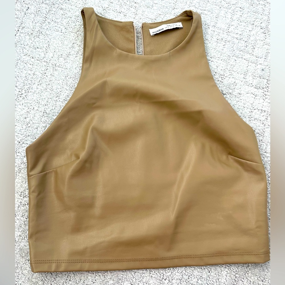 Pull&bear women’s crop top faux leather camel brown racerback tank size small